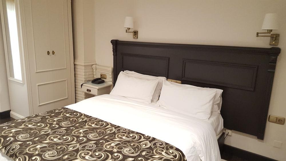 Avent Verahotel Esterno foto