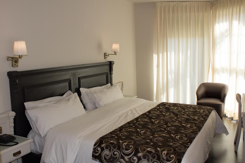 Avent Verahotel Esterno foto