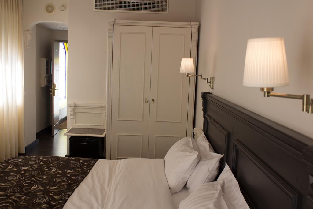 Avent Verahotel Esterno foto