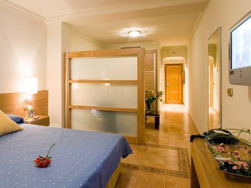 Avent Verahotel Esterno foto